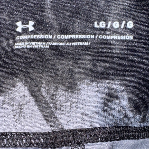 Under Armour Patterned Leggings - Picture 5 of 12